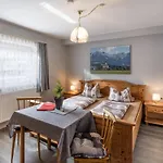 Pension Feichter Guest house