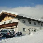 Pension Feichter Guest house Soll