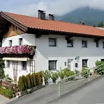 Pension Feichter Guest house