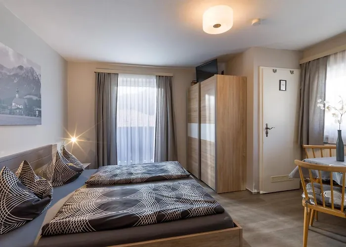 Pension Feichter Guest house Soll